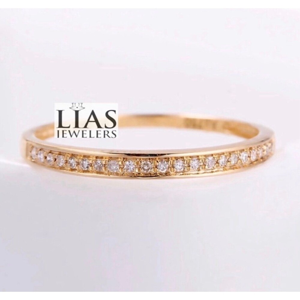 New 18k yellow gold wedding ring